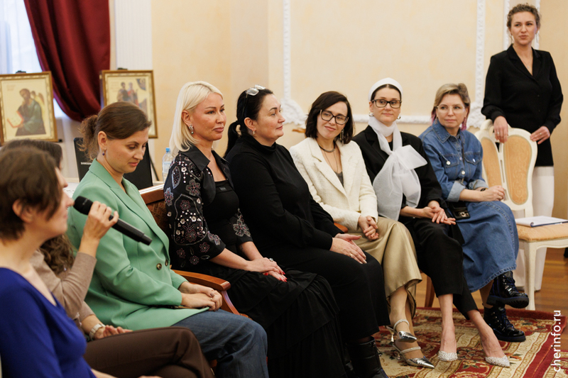 В Череповце запустили проект об успешных мамах.