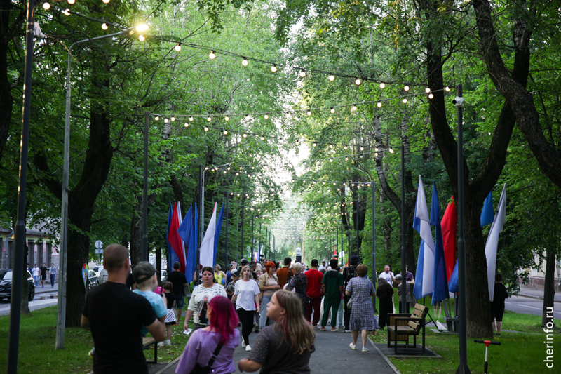В Череповце торжественно открыли сквер на Гагарина.