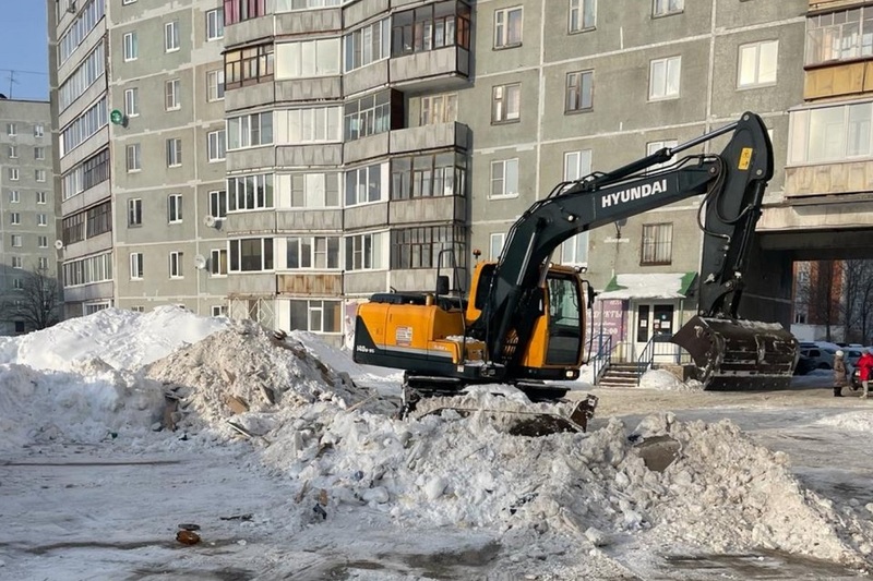 В Череповце начались ремонты дворов.