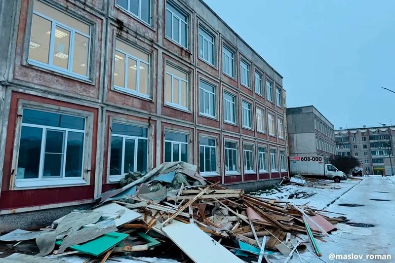 В Череповце 32-ю школу начали готовить к капремонту.