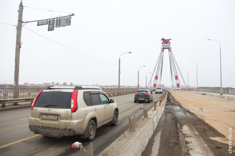 Капремонт Октябрьского моста идет по графику.