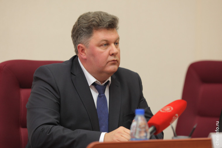 Мэр Череповца Вадим Германов получил госнаграду. Мэр Череповца Вадим Германов получил госнаграду.