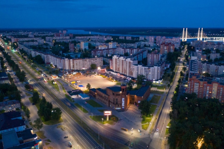 В Череповце подсветят темные дороги и тротуары. В Череповце подсветят темные дороги и тротуары.