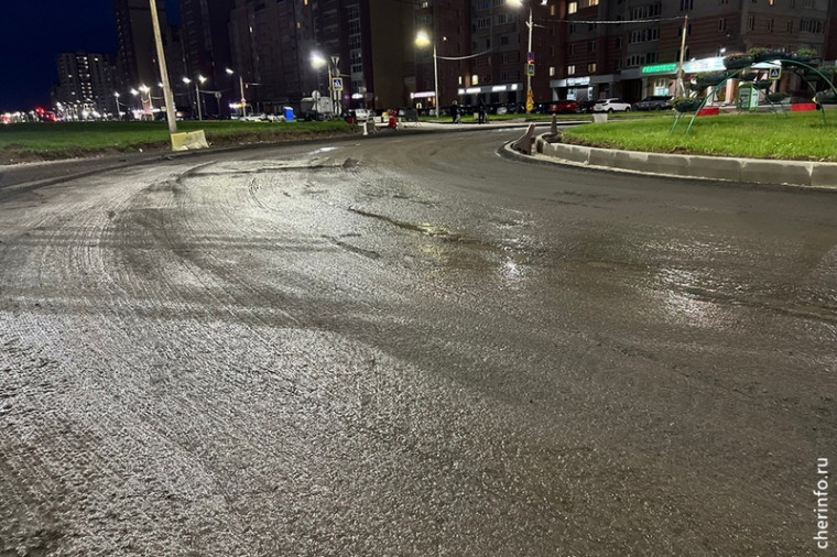 В Череповце отремонтируют больше километра улицы Раахе. В Череповце отремонтируют больше километра улицы Раахе.