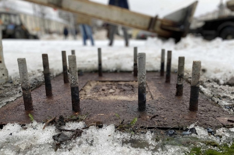 В Череповце за полгода нашли почти 200 незаконных баннеров. В Череповце за полгода нашли почти 200 незаконных баннеров.