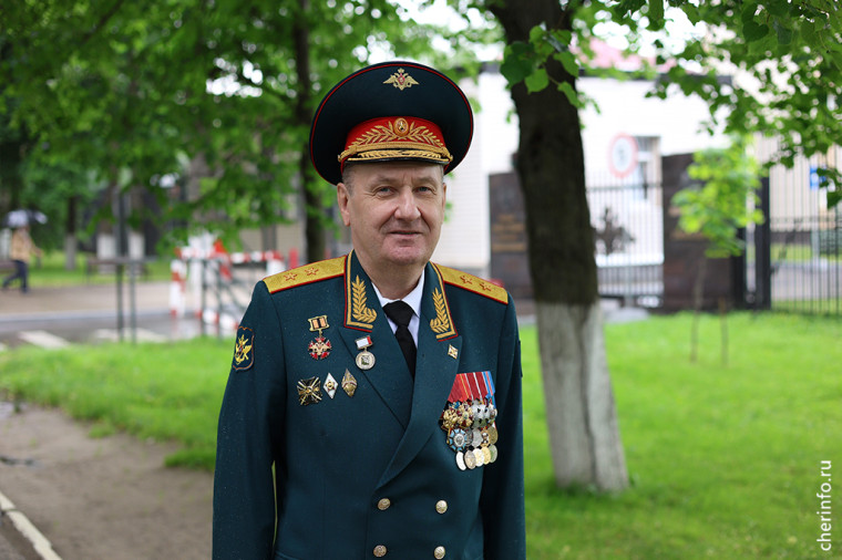 Как генерал Меньшиков отстоял военный вуз в Череповце. Как генерал Меньшиков отстоял военный вуз в Череповце.