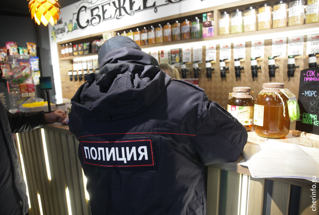 В Череповце проверяющие нашли 163 нарушения закона «12−14». В Череповце проверяющие нашли 163 нарушения закона «12−14».