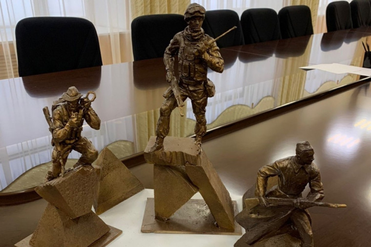 В Череповце установят памятник выпускникам военных училищ. В Череповце установят памятник выпускникам военных училищ.