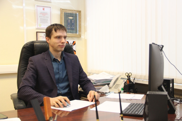 Владимир Дмитриев. Владимир Дмитриев.