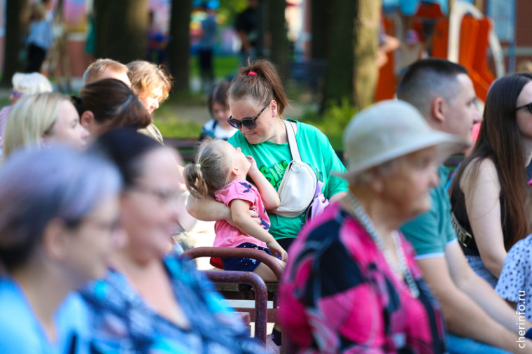 В Соляном саду завершился шестинедельный танцевальный марафон.