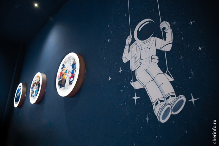 В Череповце художники из Подмосковья распишут фасад библиотеки.